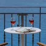 Assos Rockshore By The Sea Apartamento