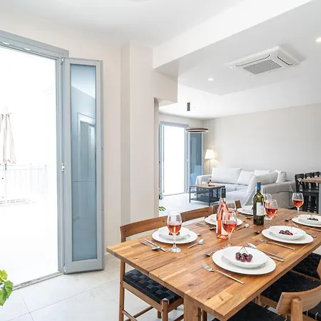 Apartment Assos Rockshore By The Sea