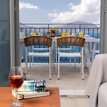 Apartment Assos Rockshore By The Sea
