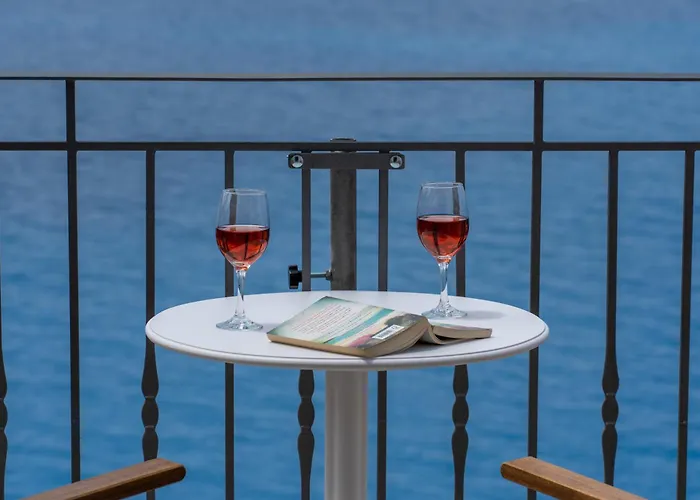 Assos Rockshore By The Sea Διαμέρισμα