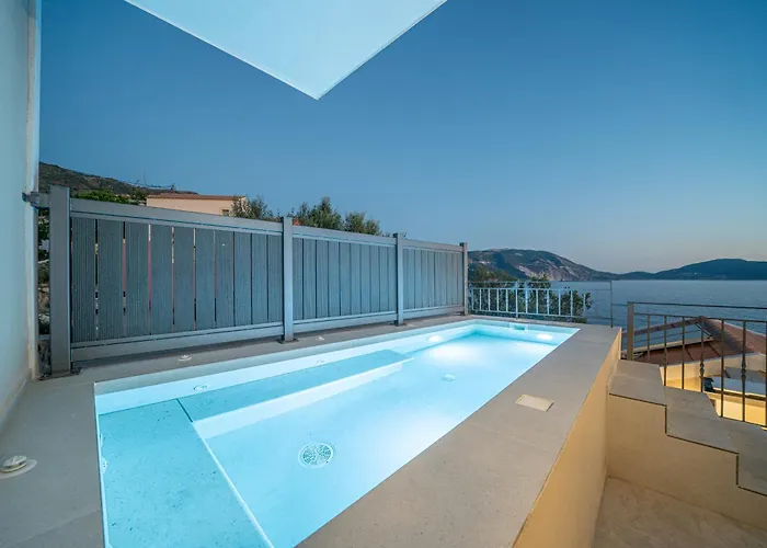 Apartament Assos Rockshore By The Sea *