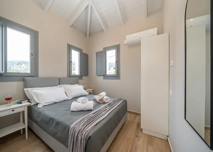 Apartament Assos Rockshore By The Sea *